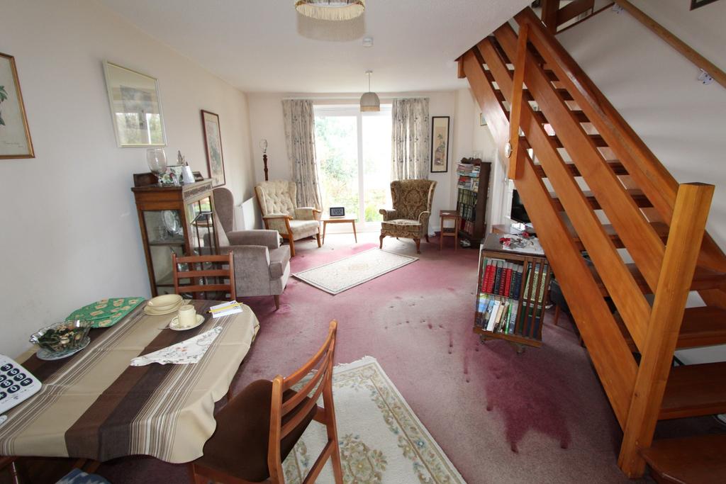 Franklea Close, Ottery St Mary 3 bed semidetached house £265,000