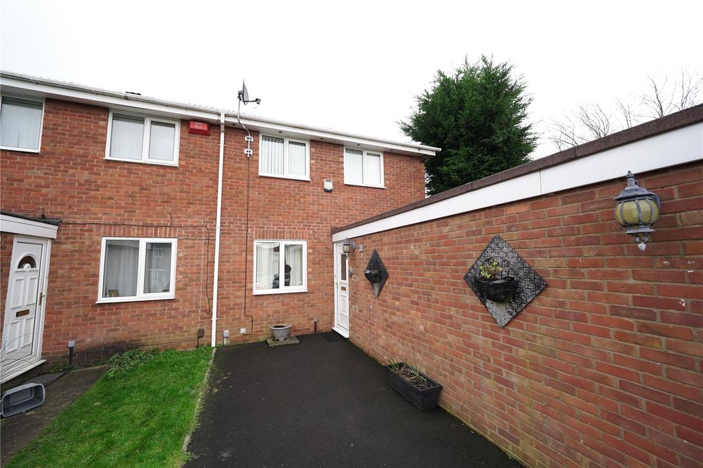 Lambeth Drive, Stirchley, Telford, TF3 2 bed semidetached house £165,000
