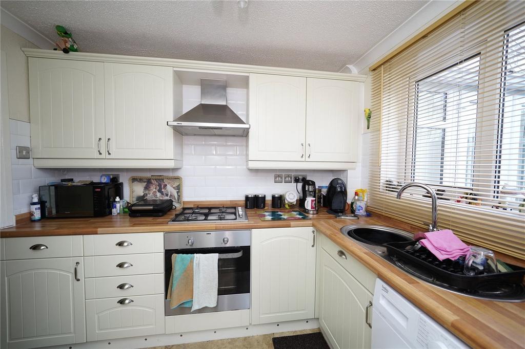 Lambeth Drive, Stirchley, Telford, TF3 2 bed semidetached house £165,000