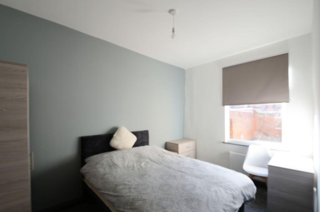 5 Montrose Street, Darlington DL1 1JU 4 bed house share £425 pcm (£98 pw)