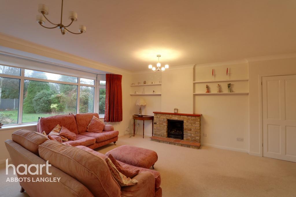 Abbots Road, Abbots Langley 3 bed bungalow £700,000