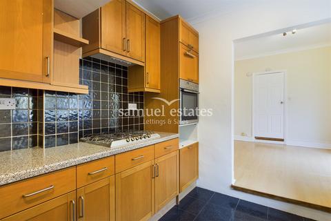 1 bedroom flat to rent, Ellerton Road, Ground Floor Flat, Surbiton, KT6