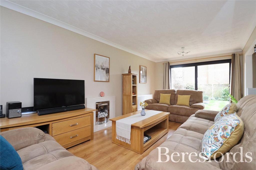 St. Fabians Drive, Chelmsford, CM1 4 bed detached house - £580,000