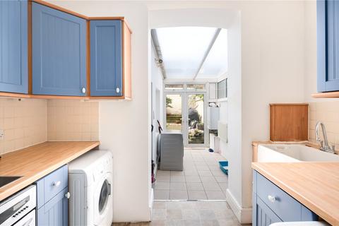 13 Killowen Road, London, E9 7AG