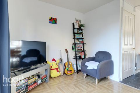 4 Melon Road, London, E11 4YJ