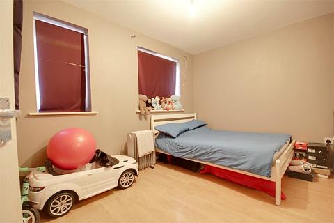 1 Polsten Mews, Enfield, EN3 6YF