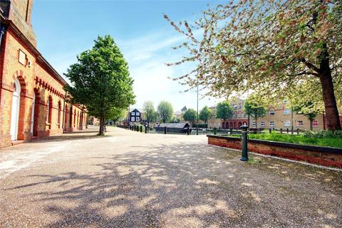 1 Polsten Mews, Enfield, EN3 6YF