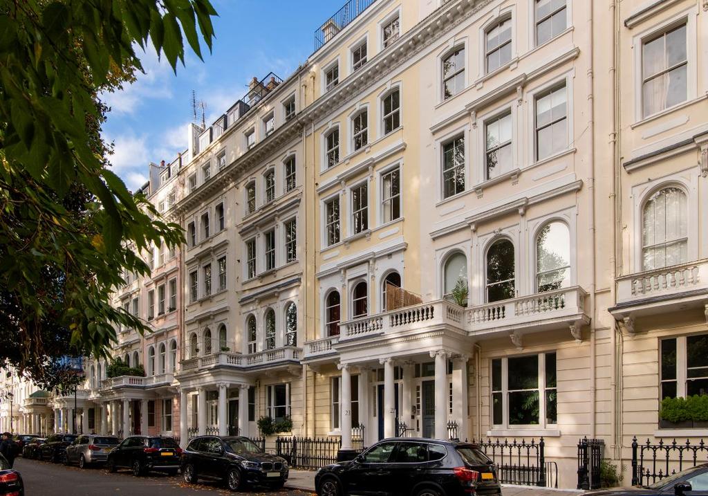 23A Cornwall Gardens, South Kensington, London, SW7 4AW 1 bed flat - £ ...