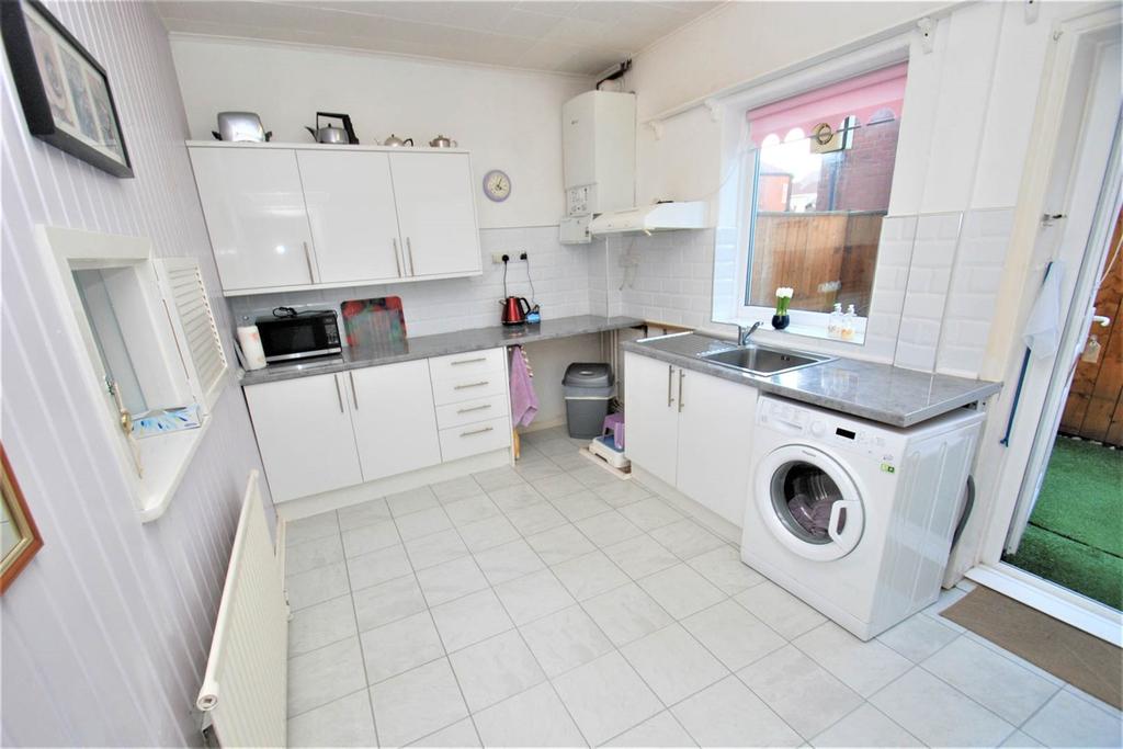 Cauldwell Place, South Shields 3 bed semidetached house £185,000