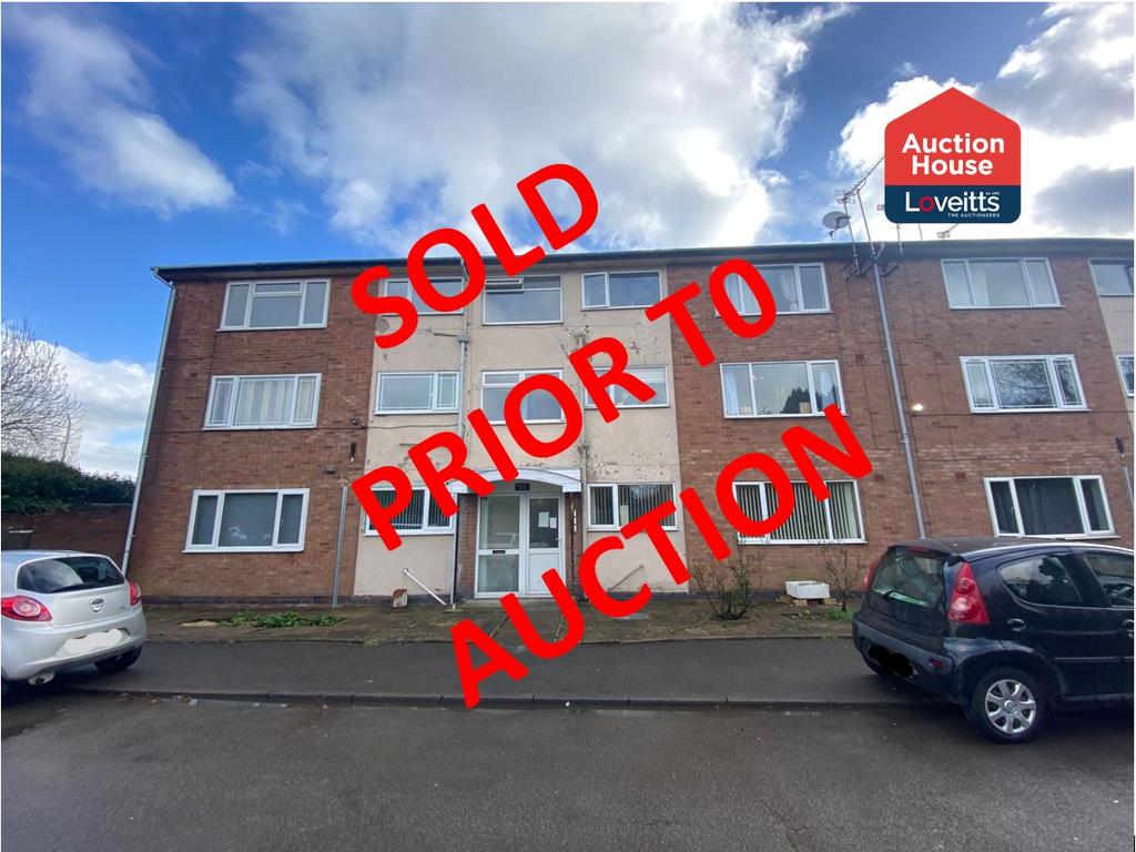 19 Crossley Court, Cross Road... 2 bed flat £48,000