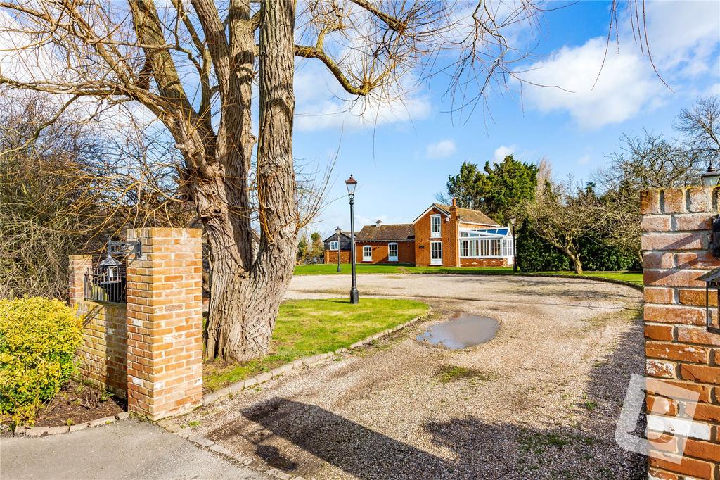 Lower Burnham Road, Latchingdon... 3 bed detached house £800,000