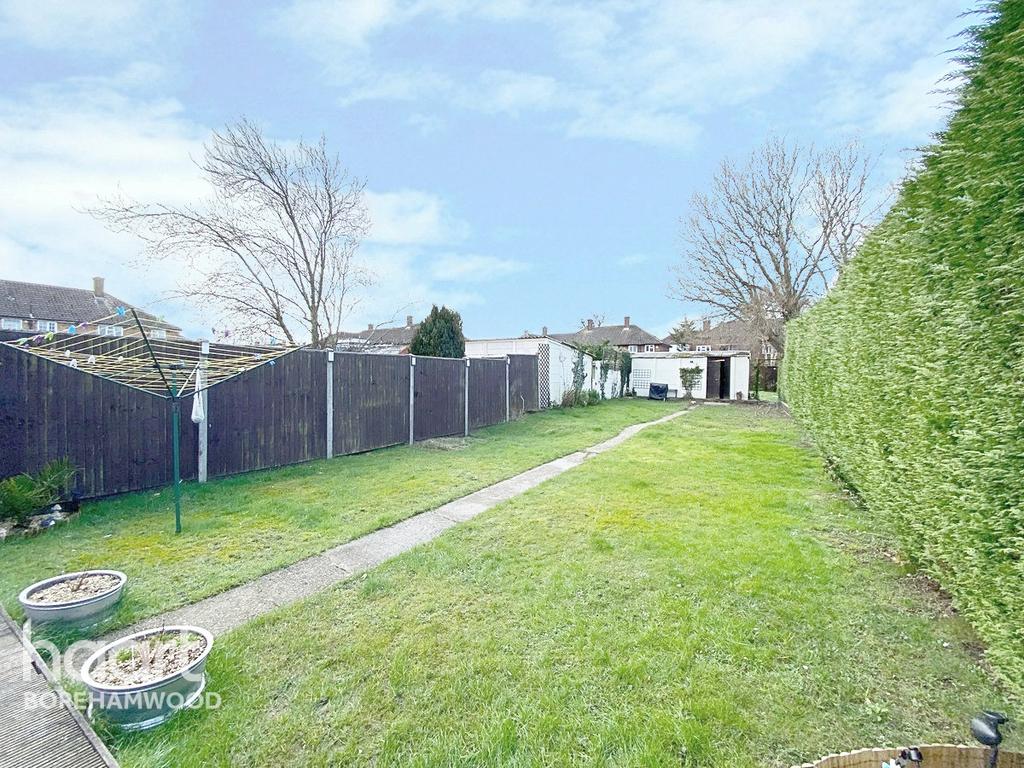 Easton Gardens, Borehamwood 3 bed end of terrace house £450,000