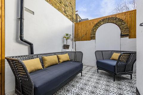 Coach House, 2 Darrell Road, London, SE22 9NL