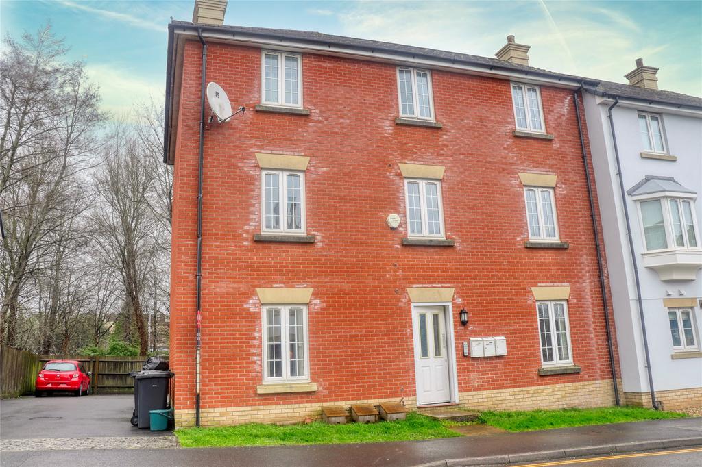 Westaway Heights, Barnstaple, EX31 2 bed apartment £160,000