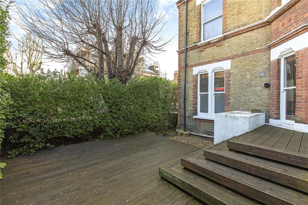 Kings Avenue, Clapham, London, SW4 1 bed apartment £1,450 pcm (£335 pw)
