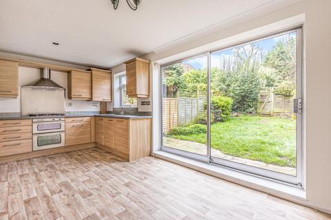 3 Romney Drive, Bromley, BR1 2TE