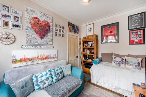 1 bedroom flat for sale, Strathville Road, Earlsfield, SW18