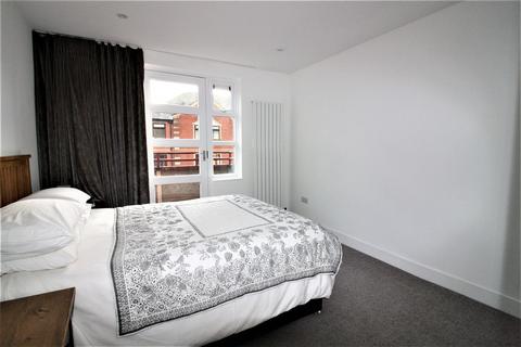 3 bedroom apartment to rent, Edward Street Flats, Sheffield, S3 7GH