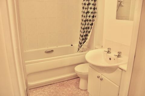 1 bedroom apartment to rent, Hill Lane, Hampshire SO15