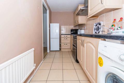 29 Douglas Close, Wallington, SM6 9JS
