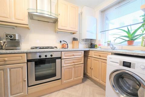 8 Markstone Terrace, Orpington, BR6 0DE