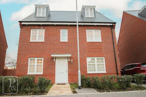 5 bedroom detached house to rent, Chapel Crescent, Colchester, Essex, CO4