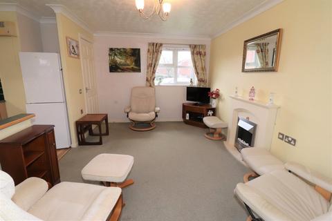 1 bedroom semi-detached bungalow for sale - Camelot Grove, Kenilworth