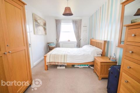 25 Broadlands Crescent, Bramley, Rotherham, S66 1WE
