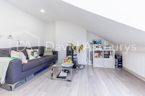 1 bedroom flat to rent, Ferme Park Road, Stroud Green, London