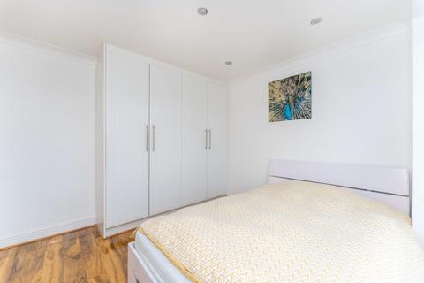 130 Ascot Gardens, Southall, UB1 2SB