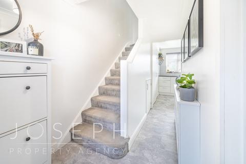 56 Sandpiper Road, Ipswich, IP2 9HU