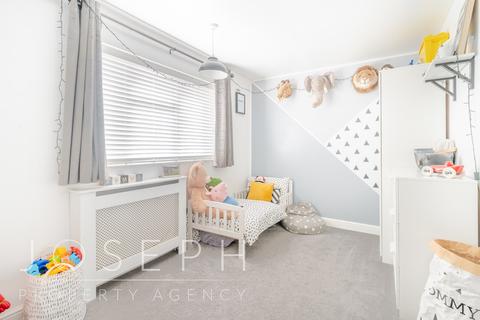 56 Sandpiper Road, Ipswich, IP2 9HU