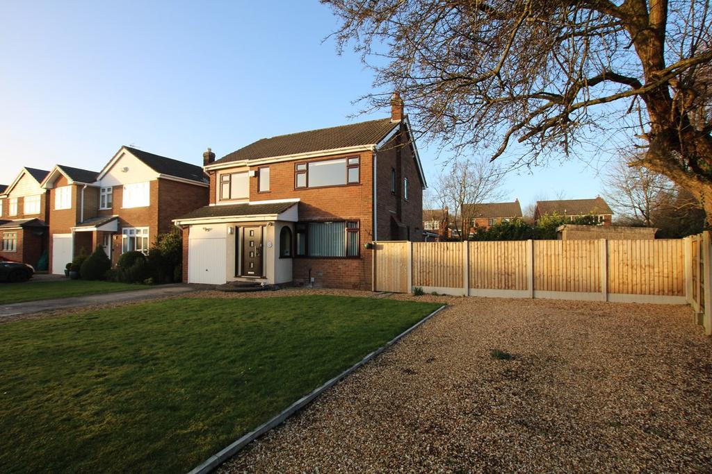 Gosling Road, Croft, Warrington, WA3 4 bed detached house £440,000
