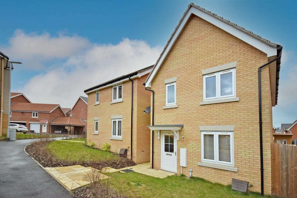 Falcon Crescent, Costessey 3 bed detached house £280,000