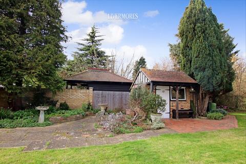 12 Shepherds Lane, Dartford, DA1 2NU