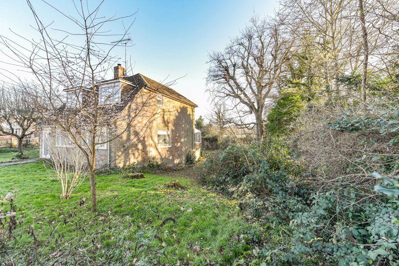 Adastra Avenue, Hassocks 4 bed detached house £750,000
