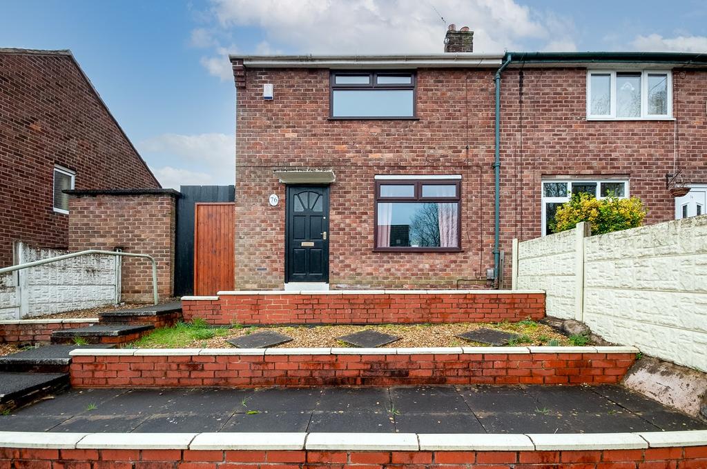 Windle Hall Drive, St Helens, WA10 2 bed semidetached house £135,000