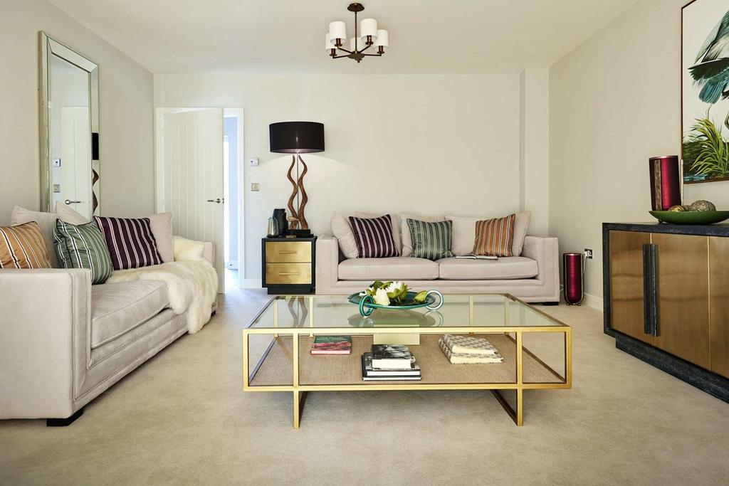 Plenty of space for two large sofas