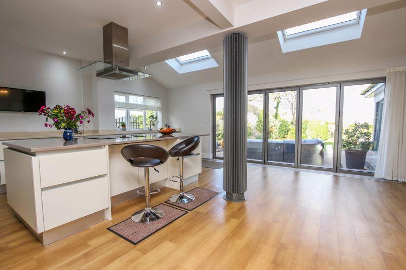 Edward Road, Clevedon 5 bed detached house £1,300,000