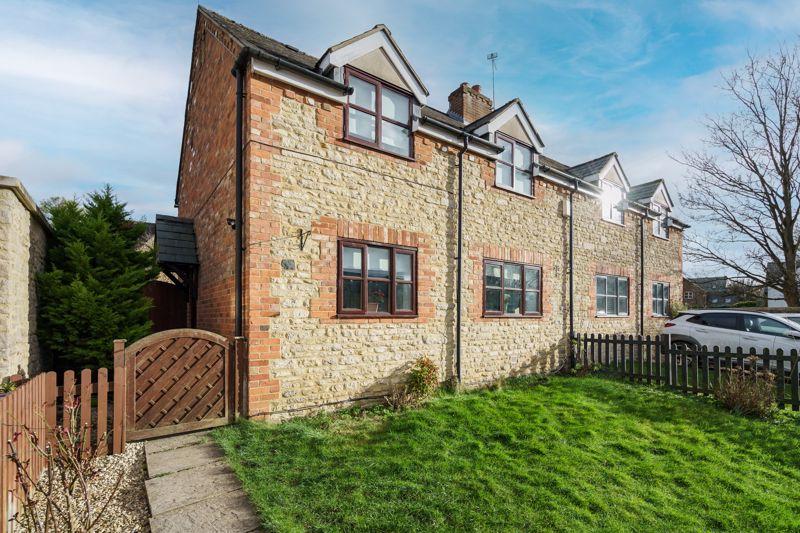 Ardley Road, Fewcott 3 bed cottage £325,000