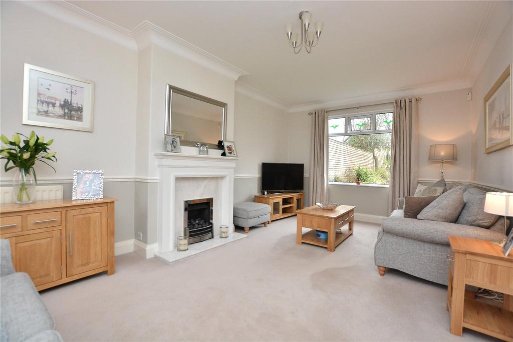 Rawdon Road, Horsforth, Leeds, West Yorkshire 4 bed semidetached house
