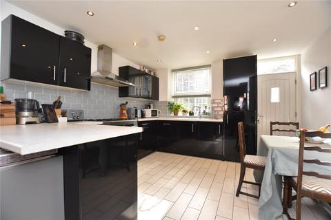 2 Albert Road, Morley, Leeds, LS27 8JU