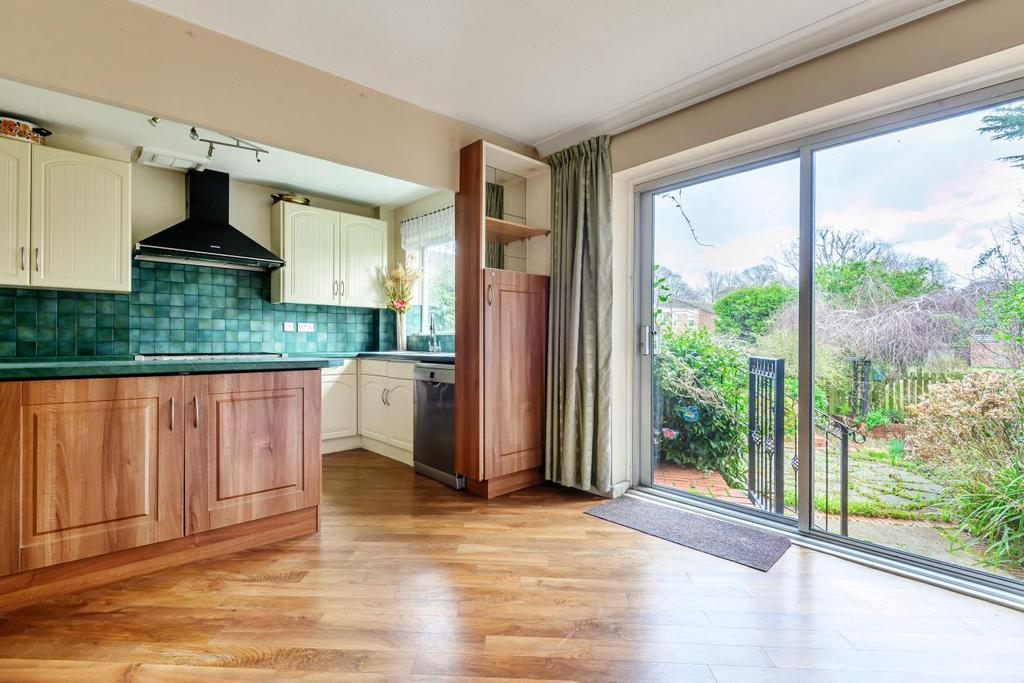Kelsey Park Avenue, Beckenham 3 bed townhouse £775,000
