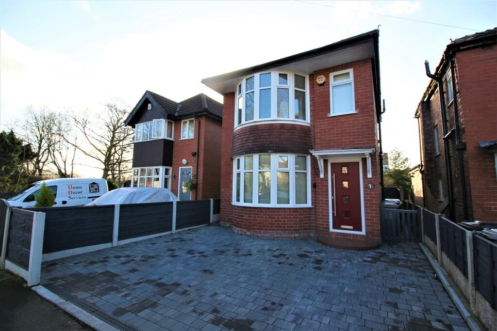 Trevor Road Urmston 2 bed detached house £324,950