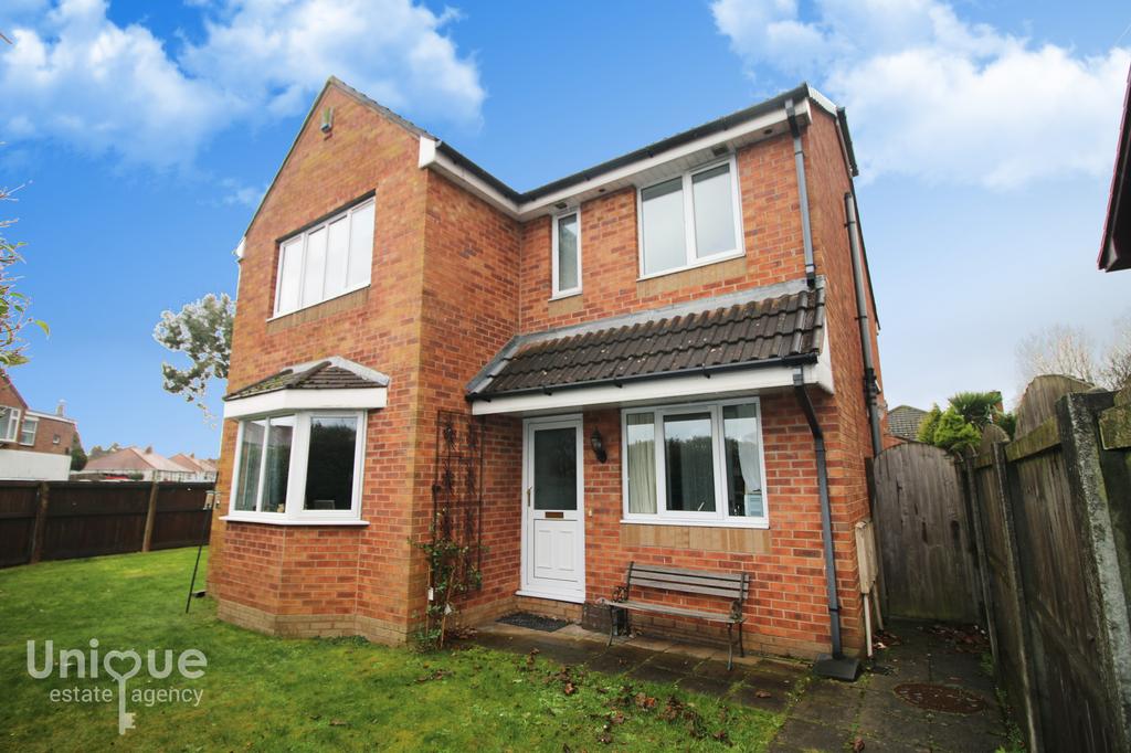 Trunnah Road, ThorntonCleveleys, FY5 4 bed detached house £300,000