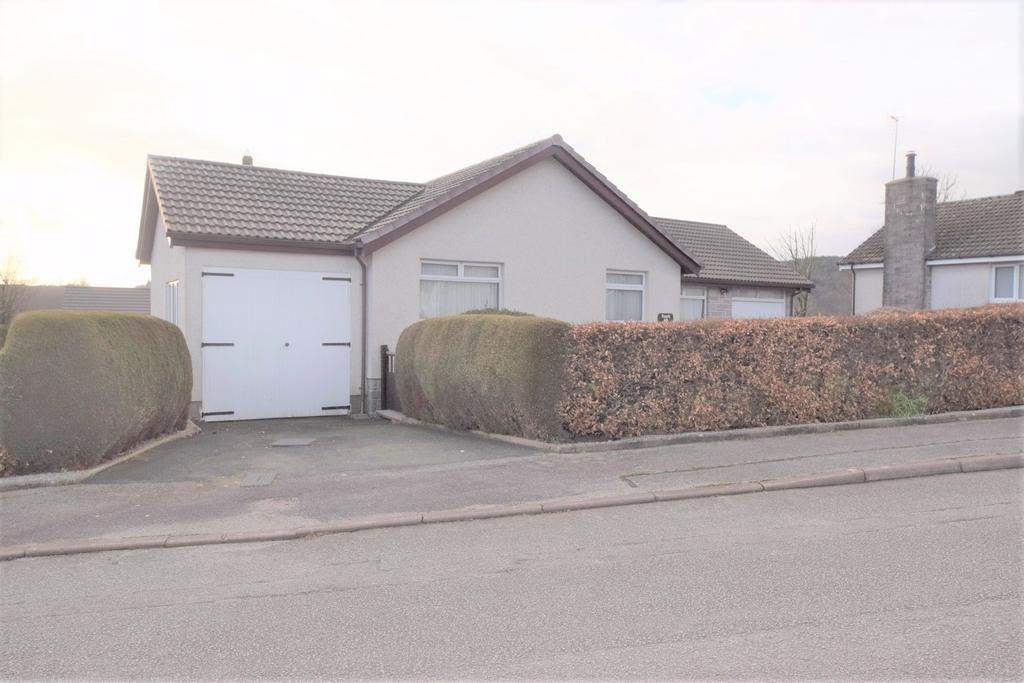 Roxeth, 62 Maxwell Park, Dalbeattie DG5 4LS 3 bed property £260,000