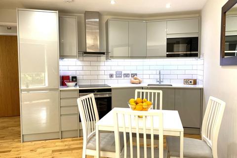 2 bedroom flat to rent, Flat 15 Amisha Court , 161 Grange Road, London