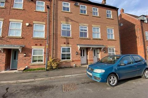 10 Larch Close, Nuneaton, CV10 9FE