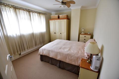 21 Ashford Road, Feltham, TW13 4QR