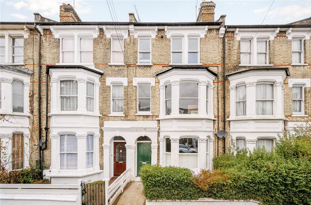 Davisville Road, London, W12 2 bed apartment £700,000